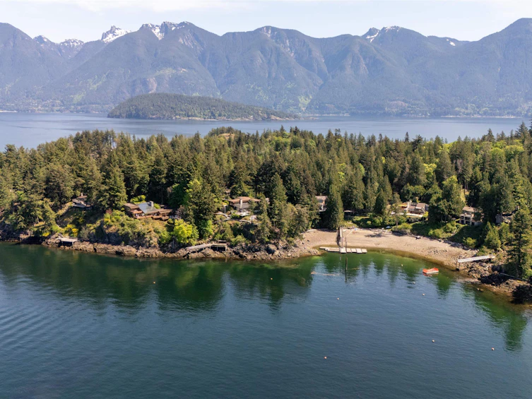 276 Smugglers Cove Road, Bowen Island, BC, V0N 1G1 - 32