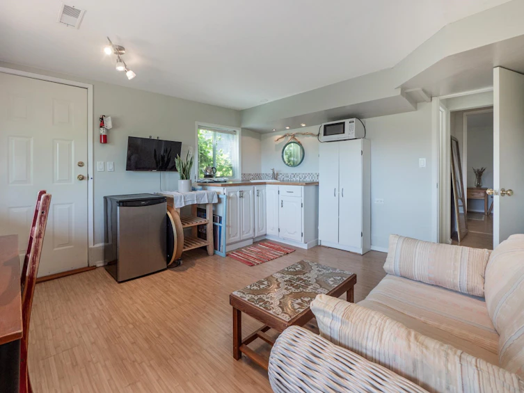 616 N Fletcher Road, Gibsons, BC, V0N 1V9 - 24