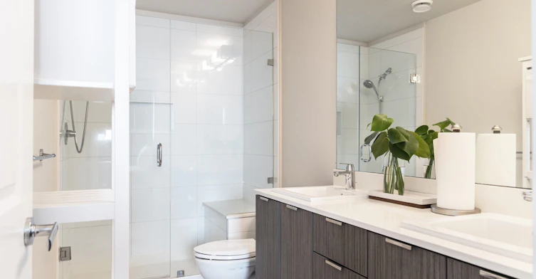 412-9877 University Crescent, Burnaby, BC, V5A 0A7 - 35
