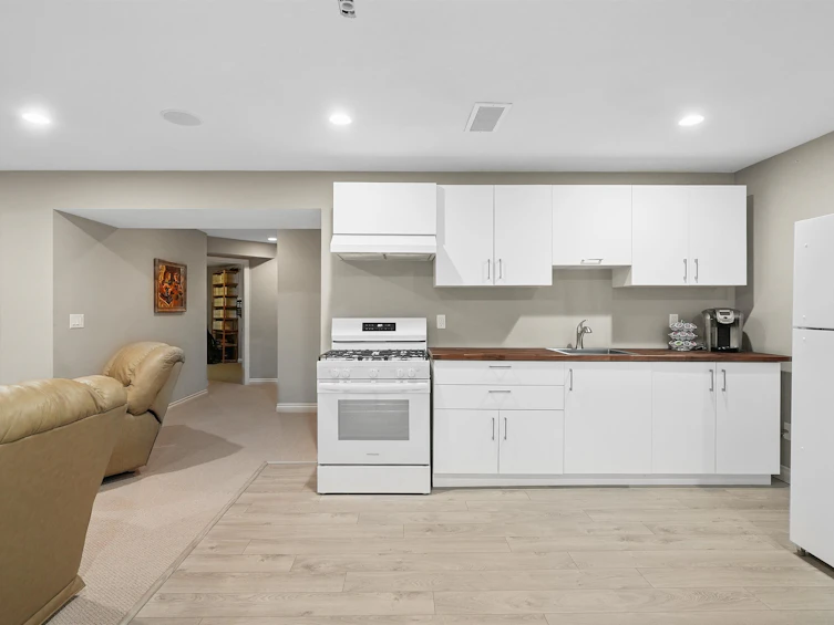 17848 70 Avenue, Surrey, BC, V3S 7S5 - 23