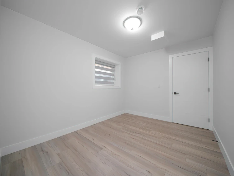 8563 11th Avenue, Burnaby, BC, V3N 2P6 - 31