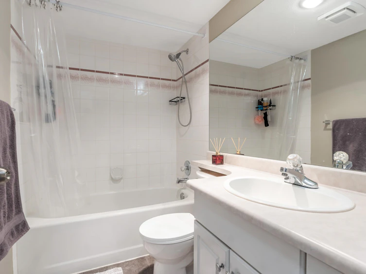 203-19835 64 Avenue, Langley, BC, V2Y 1L8 - 28