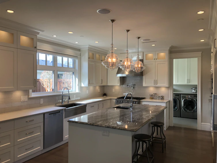 3964 Triumph Street, Burnaby, BC, V5C 1Y8 - 14