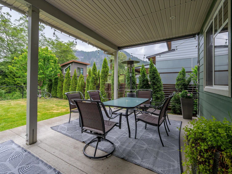 1545 Judd Road, Squamish, BC, V0N 1H0 - 3