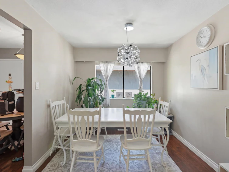 20783 Thorne Avenue, Maple Ridge, BC, V2X 7R1 - 10