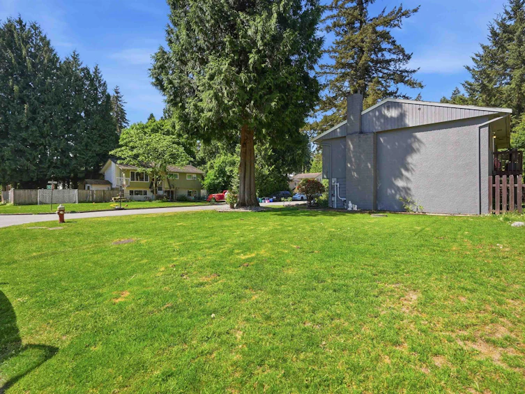20783 Thorne Avenue, Maple Ridge, BC, V2X 7R1 - 3