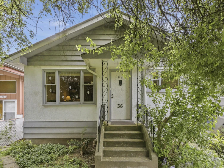 36 Warwick Avenue, Burnaby, BC, V5B 3X3
