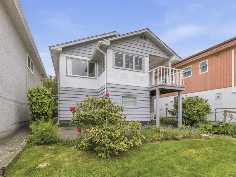 36 Warwick Avenue, Burnaby, BC, V5B 3X3 - 24