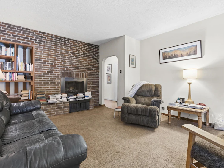 36 Warwick Avenue, Burnaby, BC, V5B 3X3 - 12