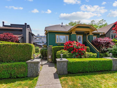 2952 W 8th Avenue - 2