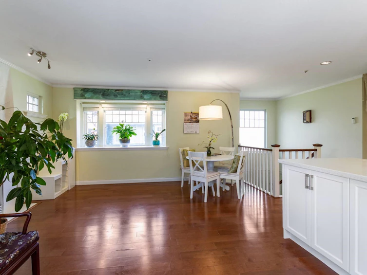 2952 W 8th Avenue, Vancouver, BC, V6K 2C1 - 10