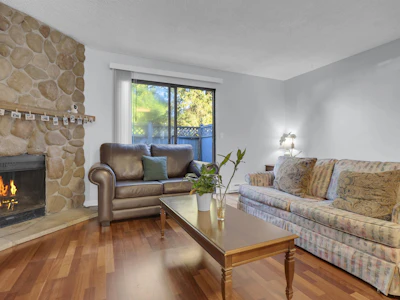 96-6673 138 Street - 2