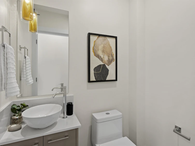 311-342 Mountain Highway, North Vancouver, BC, V7J 2K8 - 15