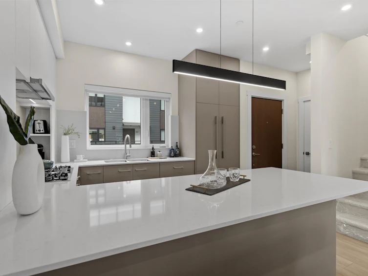 311-342 Mountain Highway, North Vancouver, BC, V7J 2K8 - 5