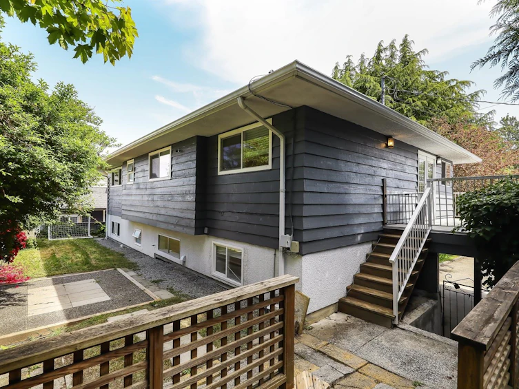 367 55a Street, Delta, BC, V4M 3L8 - 3