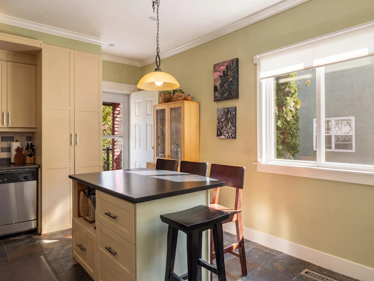 4578 Moss Street, Vancouver, BC, V5R 3T1 - 9