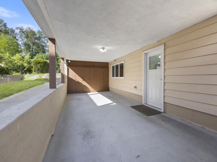 6890 Hycrest Drive, Burnaby, BC, V5B 2X2 - 29