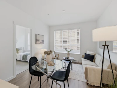 309-15733 85 Avenue - 2