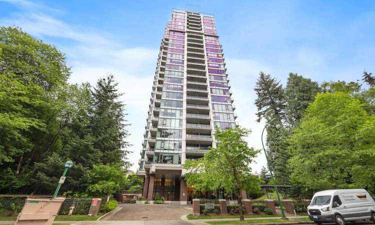 2807-7088 18th Avenue
