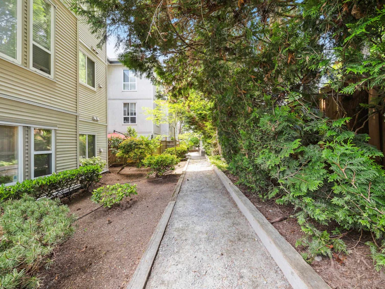 202-7188 Royal Oak Avenue, Burnaby, BC, V5J 4J4 - 33