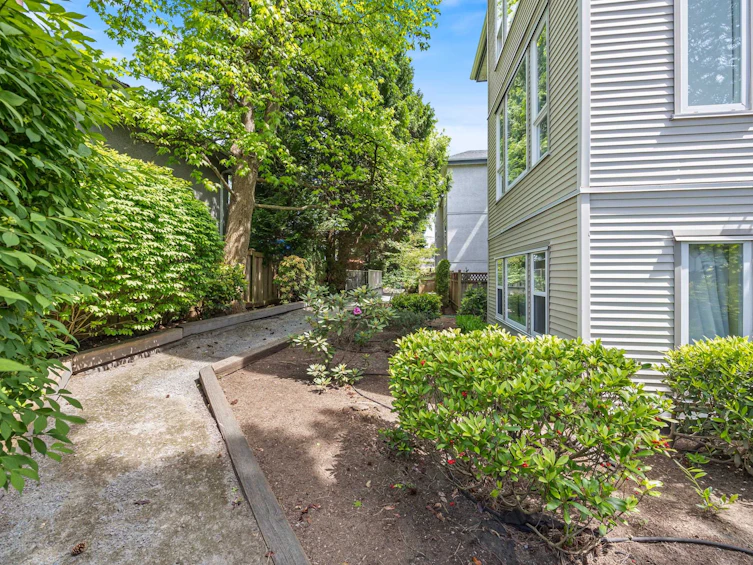 202-7188 Royal Oak Avenue, Burnaby, BC, V5J 4J4 - 34