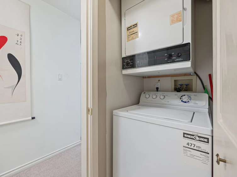 202-7188 Royal Oak Avenue, Burnaby, BC, V5J 4J4 - 27