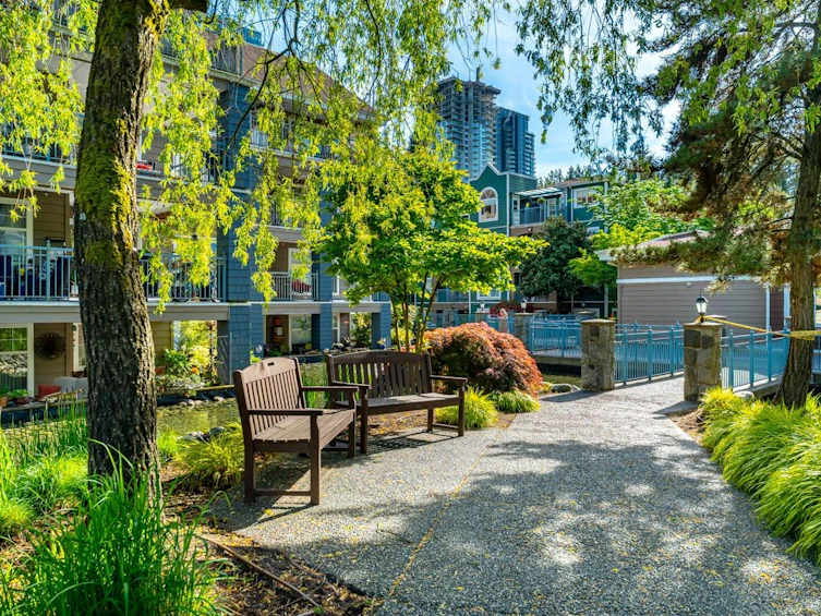 408-3070 Guildford Way, Coquitlam, BC, V3B 7R8 - 37
