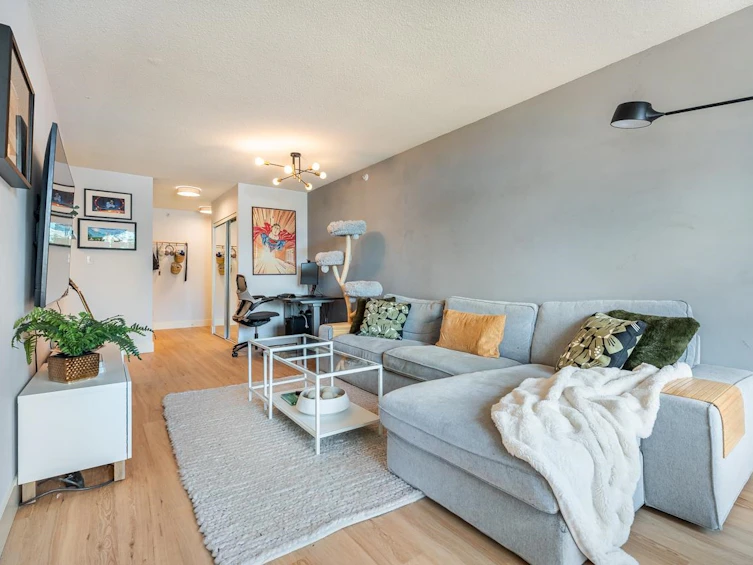 408-3070 Guildford Way, Coquitlam, BC, V3B 7R8 - 6