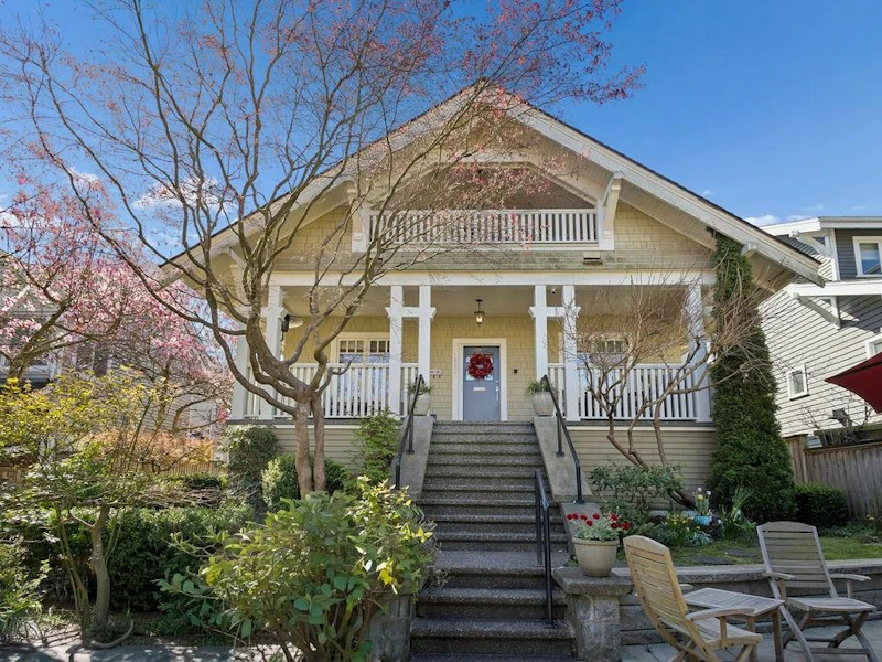 1956 W 14th Avenue, Vancouver BC V6J 2K2