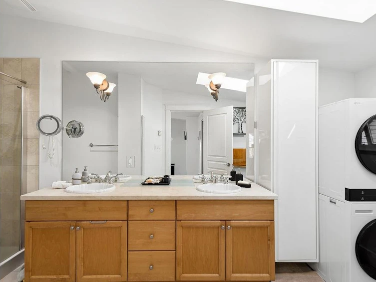 1956 W 14 Avenue, Vancouver, BC, V6J 2K2 - 26