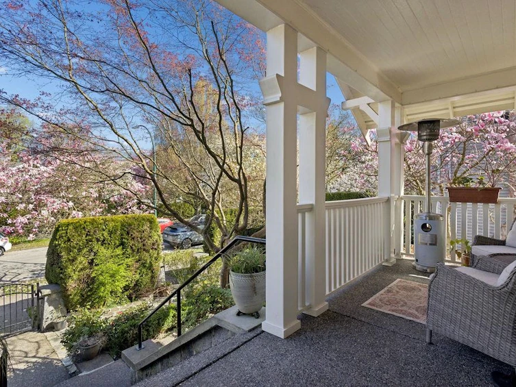 1956 W 14 Avenue, Vancouver, BC, V6J 2K2 - 2