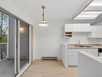 303-8535 Jones Road - 5
