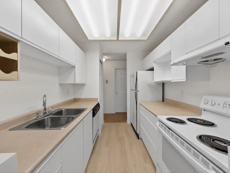303-8535 Jones Road, Richmond, BC, V6Y 1L7 - 6