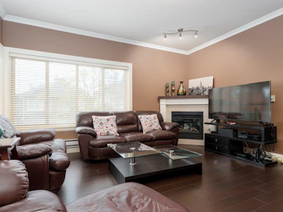 15-7867 120 Street - 4