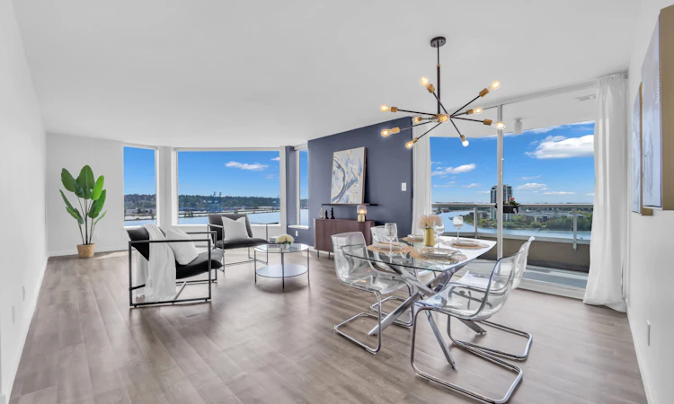 1404-1065 Quayside Drive