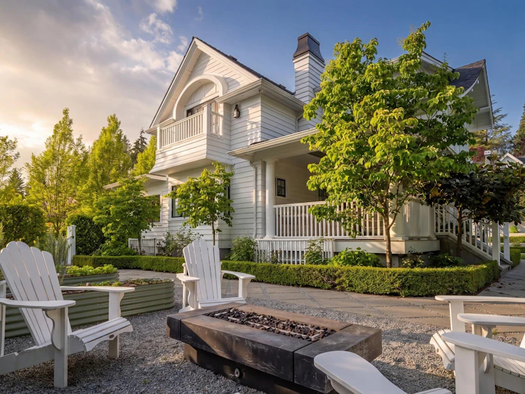 360 E Windsor Road, North Vancouver, BC, V7N 1K1 - 36