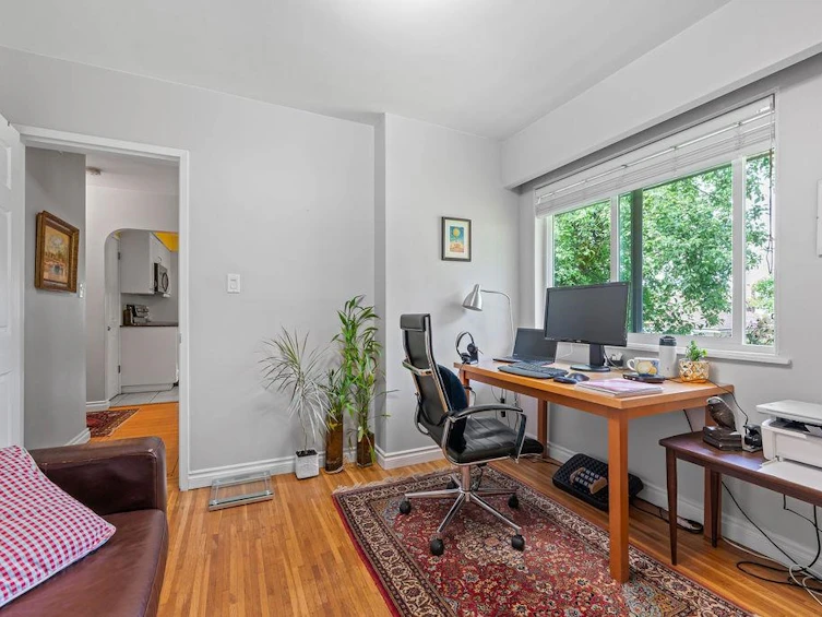 535 Holdom Avenue, Burnaby, BC, V5B 3V3 - 17