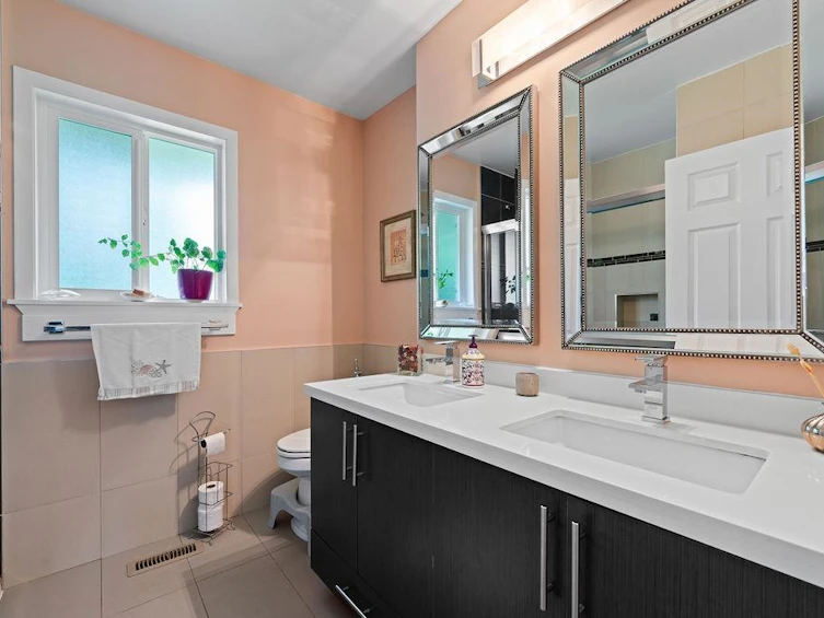 535 Holdom Avenue, Burnaby, BC, V5B 3V3 - 20