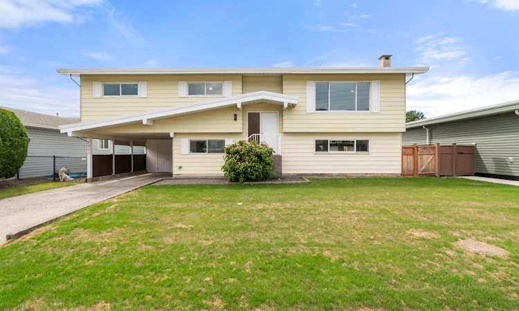1605 Logan Road