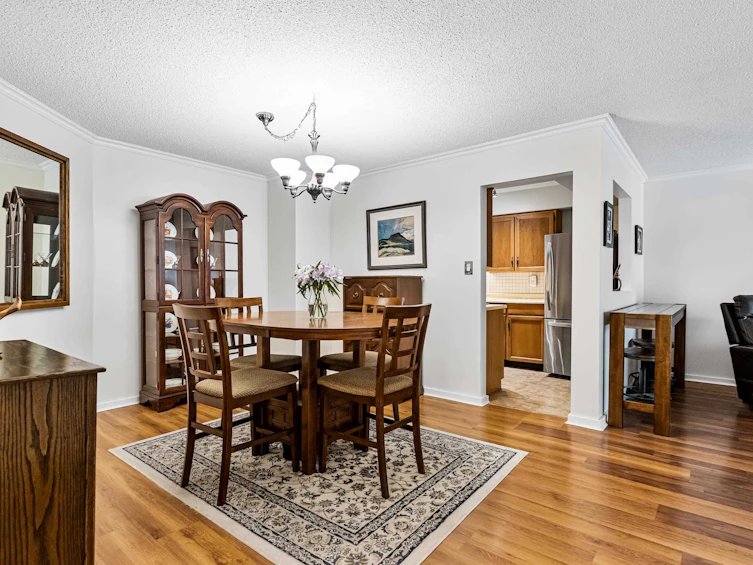 204-1458 Blackwood Street, Surrey, BC, V4B 3V4 - 3