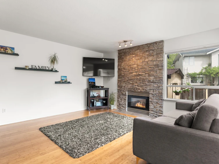22191 Garratt Drive, Richmond, BC, V6V 2P4 - 9