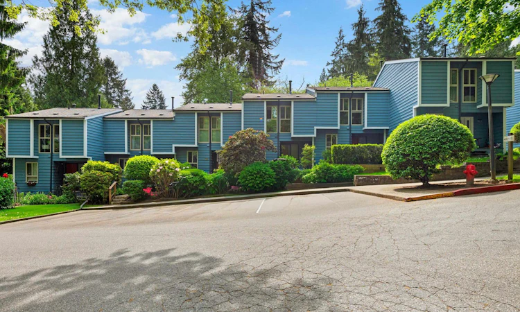 128 Brookside Drive
