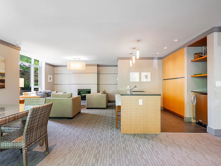 202-135 W 2nd Street, North Vancouver, BC, V7M 0C5 - 25