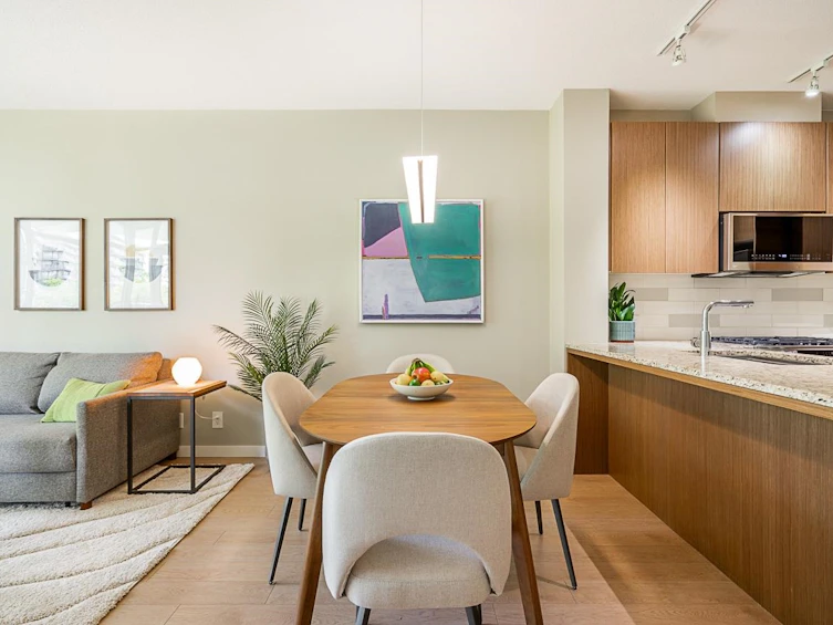 202-135 W 2nd Street, North Vancouver, BC, V7M 0C5 - 5