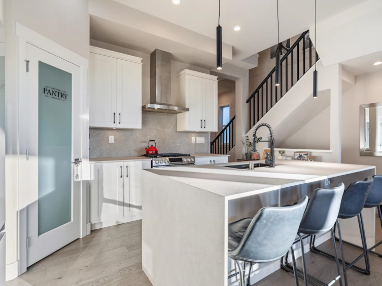 2107 165b Street, Surrey, BC, V3Z 0V6 - 9