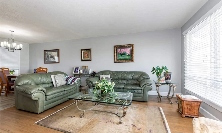 7407 Crestwood Drive
