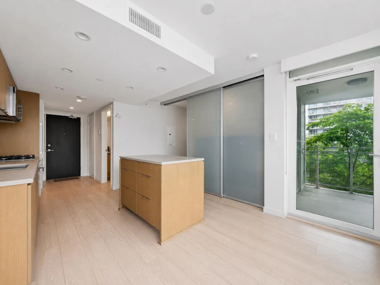 408-112 E 13th Street, North Vancouver, BC, V7L 0E4 - 9