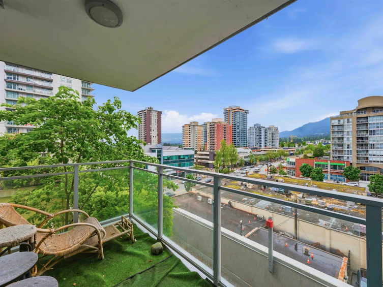 408-112 E 13th Street, North Vancouver, BC, V7L 0E4 - 11