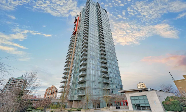 2910-4688 Kingsway