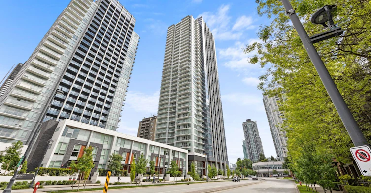 306-10448 University Drive, Surrey, BC, V3T 0K1
